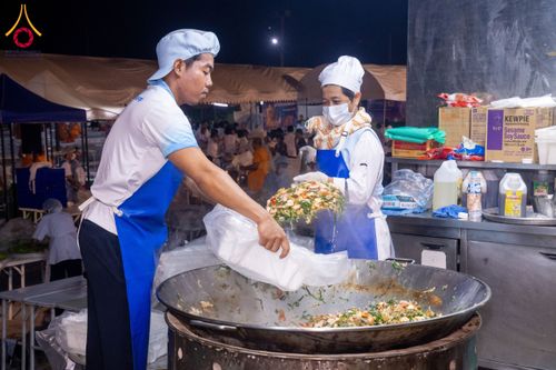 ภาพ No.117367:พิธีถวายภัตตาหารเป็นสังฆทาน แด่คณะพระธรรมยาตรา วันที่ 23 มกราคม พ.ศ. 2567 ณ อนุสรณ์สถานบางปลา อ.บางเลน จ.นครปฐม