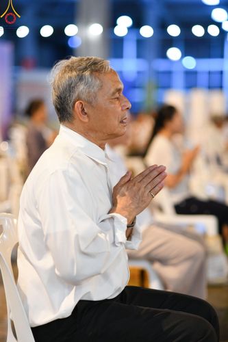 ภาพ No.142082:พิธีสวดธัมมจักกัปปวัตตนสูตร ด้วยยอดสวด 6,481,000,000 จบ ในวันศุกร์ที่ 21 มิถุนายน พ.ศ. 2567 (วันพระ ขึ้น 15 ค่ำ เดือน 7) ณ วัดพระธรรมกาย จ.ปทุมธานี