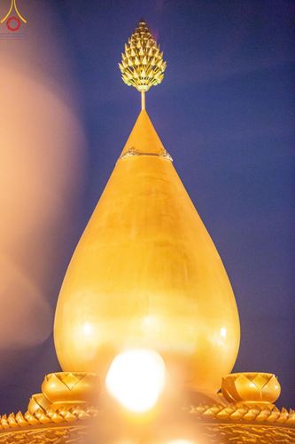 ภาพ No.129565:พิธีจุดประทีป 10,000 ดวง น้อมถวายเป็นพุทธบูชา ณ มหารัตนเจดีย์สิริปทุมสวรรค์ (เจดีย์อริยพุทธะ 5 พระองค์) ศูนย์ปฏิบัติธรรมภาคใต้ อ.บางกล่ำ จ.สงขลา  วันที่ 10 มีนาคม พ.ศ. 2567