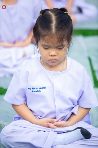 ภาพ No.86597:สมาชิก อบต.คลองสาม อ.คลองหลวง จ.ปทุมธานี เข้าร่วมโครงการสมาธิเพื่อสันติภาพโลก รวมใจนั่งสมาธิสร้างสันติภาพโลก 1 ล้านคน สร้างสถิติโลกกับ Guinness World Records เมื่อวันที่ 24 สิงหาคม พ.ศ.2566