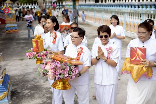 ภาพ No.275449:วันที่ 5 พฤศจิกายน พ.ศ. 2568 พิธีทอดกฐินสามัคคีทั่วไทย ณ วัดสระด่าน ต.หนองสาหร่าย อ.ดอนเจดีย์ จ.สุพรรณบุรี โดยคณะศิษยานุศิษย์ บูชาธรรม 81 ปี หลวงพ่อธัมมชโย