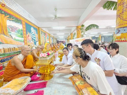 ภาพ No.257066:วันที่ 12 ตุลาคม พ.ศ. 2568 พิธีทอดกฐินสามัคคีทั่วไทย 30,000 วัด โดยคณะศิษยานุศิษย์ บูชาธรรม 81 ปี หลวงพ่อธัมมชโย ณ วัดมงคลประชาราม จ.นครปฐม