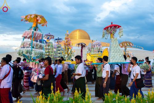 ภาพ No.100000:พิธีทอดผ้าป่า เมียนมาร์ และพิธีสวดธรรมจักร ครั้งที่ 5 ประจำปี พ.ศ. 2566 วันอาทิตย์ที่ 3 ธันวาคม พ.ศ. 2566