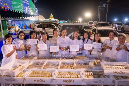 ภาพ No.118680:พิธีถวายภัตตาหารเป็นสังฆทาน แด่คณะพระธรรมยาตรา วันที่ 25 มกราคม พ.ศ. 2567 ณ อนุสรณ์สถานบางนางแท่น จ.นครปฐม