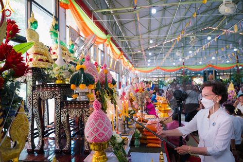 ภาพ No.93324:พิธีทอดกฐินสามัคคีทั่วไทย 5,000 วัด ณ วัดโสภณาราม จ.ปทุมธานี วันที่ 4 พฤศจิกายน พ.ศ. 2566