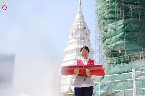 ภาพ No.208041:V.55 สารพัดV สารพัดดี ที่วัดพระธรรมกาย ในโครงการธรรมยาตรา กตัญญูบูชา มหาปูชนียาจารย์ พระมงคลเทพมุนี (สด จนฺทสโร) พระผู้ปราบมาร อนุสรณ์สถาน 7 แห่ง ปีที่ 13 ระหว่างวันที่ 2-31 มกราคม พ.ศ. 2568