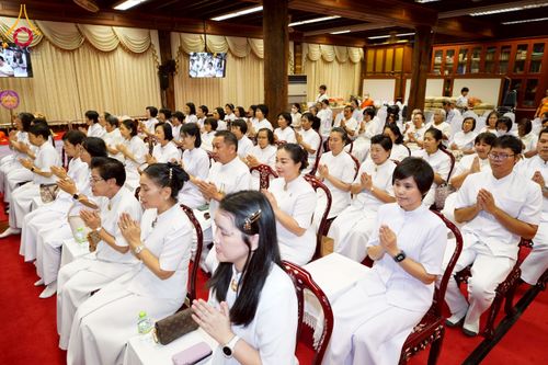 ภาพ No.270748:วันที่ 18 พฤศจิกายน พ.ศ. 2568 วัดพระธรรมกาย เป็นเจ้าภาพบำเพ็ญกุศล  คุณยายอาจารย์ ดร.ตรีธา เนียมขำ  อดีตนายกสมาคมศิษย์หลวงพ่อวัดปากน้ำ ณ ศาลาสตมานุสรณ์ (ศาลาเรือนไทย) วัดปากน้ำ  พระอารามหลวง เขตภาษีเจริญ กรุงเทพมหานคร