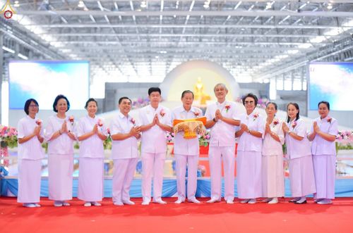 ภาพ No.238976:วันอาทิตย์ที่ 17 สิงหาคม พ.ศ. 2568 งานบุญวันอาทิตย์ พิธีจุดเทียนใจ ไฟนิรันด์ อนันตชัย ณ วัดพระธรรมกาย จ.ปทุมธานี