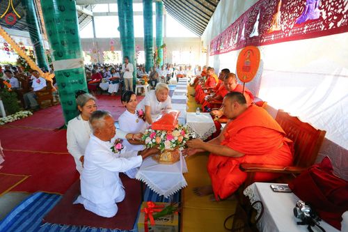 ภาพ No.95927:พิธีทอดกฐินสามัคคีทั่วไทย 5,000 วัด ณ วัดสันต้นกอก จ.เชียงราย วันที่ 18 พฤศจิกายน พ.ศ. 2566