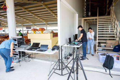 ภาพ No.230114:วันเสาร์ที่ 28 มิถุนายน พ.ศ. 2568 พิธีถวายสังฆทาน 323 วัด 4 จังหวัดชายแดนใต้ ปีที่ 21 ครั้งที่ 178 พิธีมอบกองทุนหนุนแรงใจช่วยครูใต้ ปีที่ 18 ครั้งที่ 142 ณ ศูนย์อบรมเยาวชนจังหวัดปัตตานี