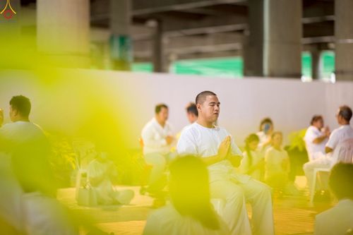 ภาพ No.242916:วันที่ 31 สิงหาคม พ.ศ. 2568 พิธีตัดปอยผมและปลงผม โครงการอุปสมบทหมู่บูชาธรรม ครบรอบ 108 ปี วันครูผู้ค้นพบวิชชาธรรมกาย ณ วัดพระธรรมกาย