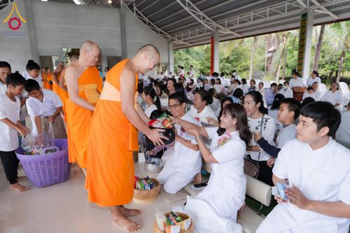 ภาพ No.165605:พิธีทอดกฐินศูนย์ปฏิบัติธรรมแก้วภูเรือ จ.เลย ในโครงการกฐินสามัคคีทั่วไทย 30,000 วัด บูชาธรรม 80 ปี หลวงพ่อธัมมชโย โดยคณะศิษยานุศิษย์วัดพระธรรมกาย วันที่ 20 ตุลาคม พ.ศ. 2567