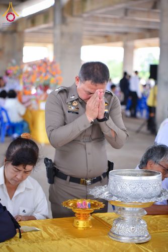 ภาพ No.152566:พิธีเททองหล่อพระพุทธรูปประจำสัตตมหาสถาน ธรรมอุทยานอุโบสถวัดสายสุวพรรณ - กิจกรรมปลูกต้นไม้เฉลิมพระเกียรติ พระบาทสมเด็จพระเจ้าอยู่หัว วันที่ 26 กรกฎาคม พ.ศ. 2567