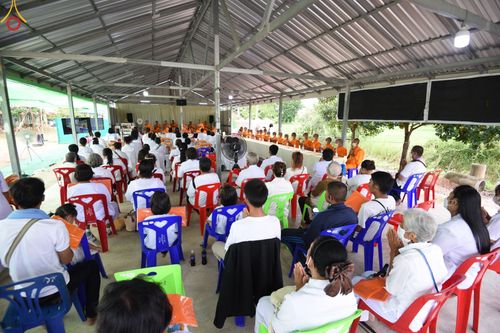 ภาพ No.87607:พิธีสวดพุทธมนต์วันละสังขาร คุณยายอาจารย์ มหารัตนอุบาสิกาจันทร์ ขนนกยูง และพิธีเทคอนกรีตฐานราก อาคาร 80 ปี หลวงพ่อธัมมชโย ณ ศูนย์ปฏิบัติธรรมวิหารแดง ต.เจริญธรรม อ.วิหารแดง จ.สระบุรี วันที่ 10 กันยายน พ.ศ. 2566