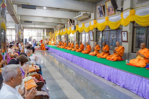 ภาพ No.250734:วันพุธที่ 8 ตุลาคม พ.ศ. 2568 พิธีทอดกฐินสามัคคีทั่วไทย 30,000 วัด โดยคณะศิษยานุศิษย์ บูชาธรรม 81 ปี หลวงพ่อธัมมชโย ณ วัดชมนิมิตร อ.พระประแดงจ.สมุทรปราการ