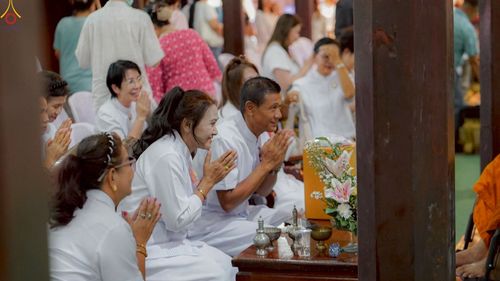 ภาพ No.278373:วันที่ 19 ตุลาคม พ.ศ. 2568 พิธีทอดกฐินสามัคคีทั่วไทย ณ วัดพระญาญาติ อ.อัมพวา จ.สมุทรสงคราม โดยคณะศิษยานุศิษย์ บูชาธรรม 81 ปี หลวงพ่อธัมมชโย