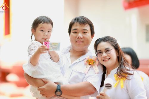 ภาพ No.182268:พิธีทอดกฐิน ณ วัดกล้วย จ.นนทบุรี ในโครงการทอดกฐินสามัคคีทั่วไทย 30,000 วัด บูชาธรรม 80 ปี หลวงพ่อธัมมชโย โดยคณะศิษยานุศิษย์วัดพระธรรมกาย วันที่ 9 พฤศจิกายน พ.ศ. 2567