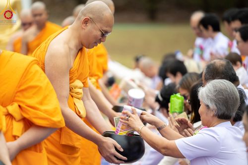 ภาพ No.97861:พิธีทอดกฐินสามัคคี วัดพระธรรมกายจอร์เจีย ประจำปี 2566 วันอาทิตย์ ที่ 12 พฤศจิกายน พ.ศ. 2566 วัดพระธรรมกายจอร์เจีย ประเทศสหรัฐอเมริกา