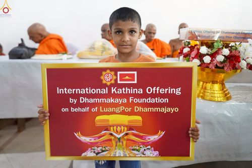 ภาพ No.264873:วันที่ 18 ตุลาคม พ.ศ. 2568 กฐินสมทบต่างประเทศ บูชาธรรม 81 ปี  หลวงพ่อธัมมชโย วัดพระธรรมกาย  ณ วัดกาลัลปิติยะ ปุราณะ วิหาร ประเทศศรีลังกา 