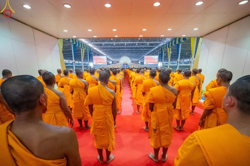 ภาพ No.123140:พระธรรมยาตรารับประกาศนียบัตร และพระของขวัญ ในวันอาทิตย์ต้นเดือนที่ 4 กุมภาพันธ์ พ.ศ.2567 ณ สภาธรรมกายสากล วัดพระธรรมกาย