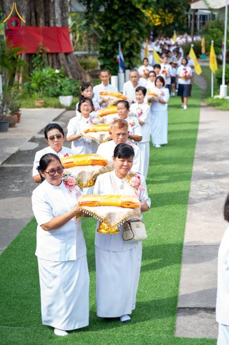 ภาพ No.174754:พิธีทอดกฐินสามัคคี ธรรมอุทยานบ้านแป้ง อำเภอพรหมบุรี จังหวัดสิงห์บุรี ในโครงการกฐินสามัคคีทั่วไทย 30,000 วัด บูชาธรรม 80 ปี หลวงพ่อธัมมชโย โดยคณะศิษยานุศิษย์วัดพระธรรมกาย วันที่ 26 ตุลาคม พ.ศ. 2567