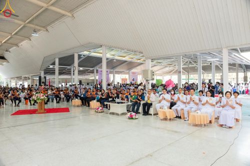 ภาพ No.111356:กิจกรรมงานวันเด็กแห่งชาติ รวมพลังเด็กเก่งและดี สร้างความดีสากล ปีที่ 6 ร่วมจัดโดย เทศบาลเมืองท่าโขลง พุทธสมาคมปทุมธานี องค์การบริหารส่วนตำบลคลองสาม ณ วัดพระธรรมกาย จ.ปทุมธานี วันที่ 13 มกราคม พ.ศ. 2567