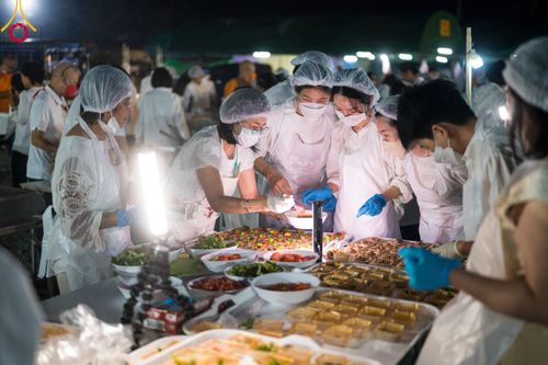 ภาพ No.109138:พิธีถวายภัตตาหารเป็นสังฆทาน แด่คณะพระธรรมยาตราฯ วันที่ 10 มกราคม พ.ศ. 2567 ณ อนุสรณ์สถานคลองบางนางแท่น อ.สามพราน จ.นครปฐม