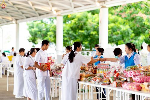 ภาพ No.240358:วันพุธที่ 27 สิงหาคม พ.ศ. 2568 พิธีตักบาตร ในวันธรรมชัย ณ วัดพระธรรมกาย จ.ปทุมธานี