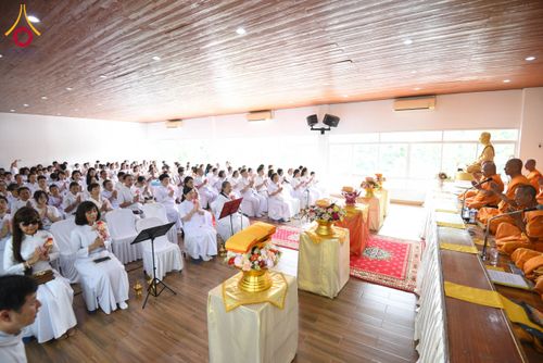 ภาพ No.172740:พิธีทอดกฐิน ศูนย์ปฏิบัติธรรมบ้านแก้วเรือนธรรม อ.เฉลิมพระเกียรติ จ.สระบุรี ในโครงการกฐินสามัคคีทั่วไทย 30,000 วัด บูชาธรรม 80 ปี หลวงพ่อธัมมชโย โดยคณะศิษยานุศิษย์วัดพระธรรมกาย วันที่ 26 ตุลาคม พ.ศ. 2567