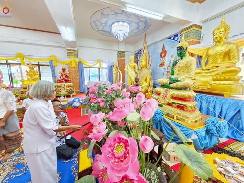 ภาพ No.267715:วันที่ 26 ตุลาคม พ.ศ. 2568 พิธีทอดกฐินสามัคคีทั่วไทย ณ วัดหนองสีดา ต.หนองสีดา อ.หนองแซง จ.สระบุรี โดยคณะศิษยานุศิษย์ บูชาธรรม 81 ปี หลวงพ่อธัมมชโย