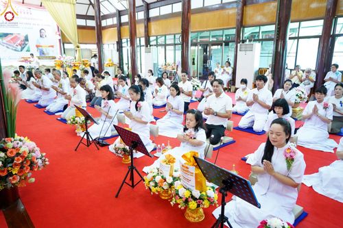 พิธีทอดกฐินสามัคคีทั่วไทย 5,000 วัด สร้างกุฏิที่พักสงฆ์ และอาคารปฎิบัติธรรม ณ วัดกลางธนรินทร์ ต.บ้านแป้ง อ.พรหมบุรี จ.สิงห์บุรี วันที่ 12 พฤศจิกายน พ.ศ. 2566