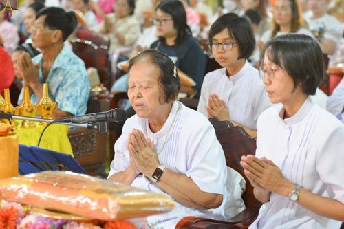 ภาพ No.254738:วันที่ 12 ตุลาคม พ.ศ. 2568 พิธีทอดกฐินสามัคคีทั่วไทย 30,000 วัด โดยคณะศิษยานุศิษย์ บูชาธรรม 81 ปี หลวงพ่อธัมมชโย ณ วัดเวฬุวัน จังหวัดปทุมธานี