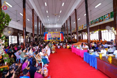 ภาพ No.178563:พิธีทอดกฐิน ณ วัดราษฎร์เจริญธรรม ต.ดำเนินสะดวก อ.ดำเนินสะดวก จ.ราชบุรี ในโครงการกฐินสามัคคีทั่วไทย 30,000 วัด บูชาธรรม 80 ปี หลวงพ่อธัมมชโย โดยคณะศิษยานุศิษย์วัดพระธรรมกาย วันที่ 27 ตุลาคม พ.ศ. 2567