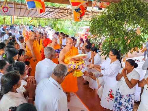 ภาพ No.97830:วัดพระธรรมกาย ร่วมบุญกฐินศรีลังกา ณ วัดศรีคุณเซการ่ารามายะ มาตาเล วันที่ 20 พฤศจิกายน พ.ศ. 2566