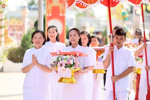 ภาพ No.252554:วันที่ 11 ตุลาคม พ.ศ. 2568 พิธีทอดกฐินสามัคคีทั่วไทย 30,000 วัด โดยคณะศิษยานุศิษย์ บูชาธรรม 81 ปี หลวงพ่อธัมมชโย ณ วัดมงคลพุกการาม ต. คลองสี่  อ.คลองหลวง จ.ปทุมธานี