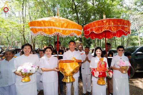 ภาพ No.172268:พิธีทอดกฐิน วัดเจริญธรรมมาราม จ.จันทบุรี ในโครงการกฐินสามัคคีทั่วไทย 30,000 วัด บูชาธรรม 80 ปี หลวงพ่อธัมมชโย โดยคณะศิษยานุศิษย์วัดพระธรรมกาย วันที่ 30 ตุลาคม พ.ศ. 2567