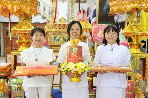 ภาพ No.166553:พิธีทอดกฐิน ณ วัดไทรม้าเหนือ จ.นนทบุรี ในโครงการกฐินสามัคคีทั่วไทย 30,000 วัด บูชาธรรม 80 ปี หลวงพ่อธัมมชโย โดยคณะศิษยานุศิษย์วัดพระธรรมกาย วันที่ 23 ตุลาคม พ.ศ. 2567