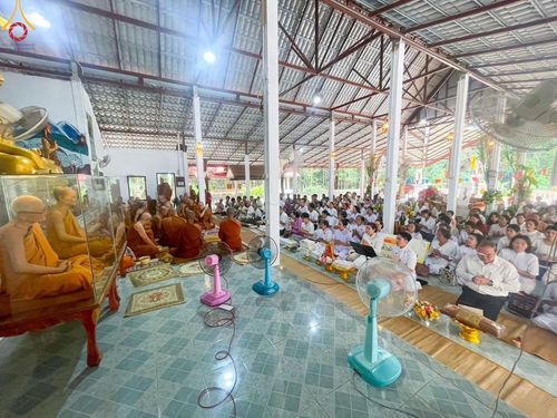 ภาพ No.165115:พิธีทอดกฐิน ณ วัดป่าท่าวารี อ.ทุ่งฝน จ.อุดรธานี ในโครงการกฐินสามัคคีทั่วไทย 30,000 วัด บูชาธรรม 80 ปี หลวงพ่อธัมมชโย โดยคณะศิษยานุศิษย์วัดพระธรรมกาย วันที่ 20 ตุลาคม พ.ศ. 2567