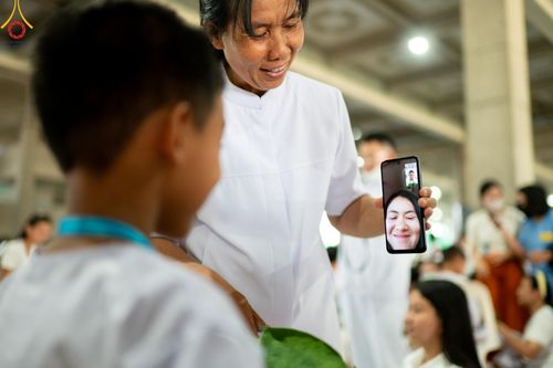 ภาพ No.132820:พิธีตัดปอยผม โครงการสามเณรฟื้นฟูพระพุทธศาสนาทั่วไทย ณ มหารัตนวิหารคด26 วัดพระธรรมกาย วันอาทิตย์ที่ 31 มีนาคม พ.ศ. 2567