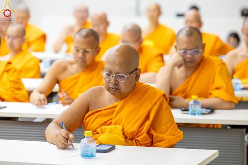 ภาพ No.63383:การสัมมนา World Peace Inner Peace : Lord Buddha 's Social Doctrine to resolve Global Issues ณ อาคาร 100 ปี คุณยายอาจารย์ฯ วัดพระธรรมกาย วันพฤหัสบดี ที่ 25 เมษายน พ.ศ. 2567