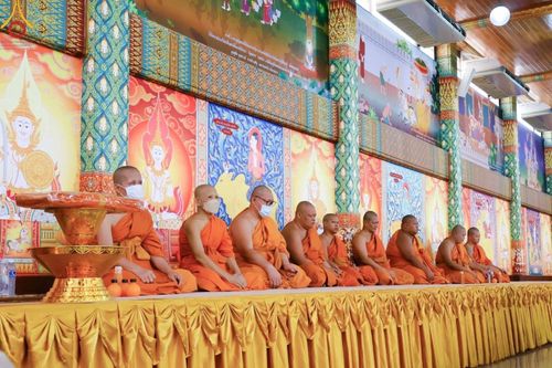 ภาพ No.166880:พิธีทอดกฐิน ณ วัดครุนอก ต.บางครุ อ.พระประแดง จ.สมุทรปราการ ในโครงการกฐินสามัคคีทั่วไทย 30,000 วัด บูชาธรรม 80 ปี หลวงพ่อธัมมชโย โดยคณะศิษยานุศิษย์วัดพระธรรมกาย วันที่ 20 ตุลาคม พ.ศ. 2567