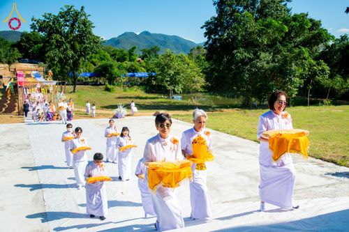 ภาพ No.179304:พิธีทอดกฐิน ณ ธุดงคสถานลำพูน อำเภอบ้านโฮ่ง จังหวัดลำพูน ในโครงการกฐินสามัคคีทั่วไทย 30,000 วัด บูชาธรรม 80 ปี หลวงพ่อธัมมชโย โดยคณะศิษยานุศิษย์วัดพระธรรมกาย วันที่ 15 พฤศจิกายน พ.ศ. 2567