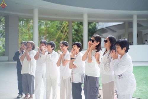 ภาพ No.242199:วันที่ ๒๙ - ๓๑ สิงหาคม พ.ศ. ๒๕๖๘ สัมมนารวมใจผู้นำบุญ บูชาธรรม ๘๑ ปี  หลวงพ่อธัมมชโย รุ่นที่ ๒ กฐินสามัคคีทั่วไทย ๓๐,๐๐๐ วัด โครงการอุปสมบทบูชาธรรมมหาปูชนียาจารย์  ๓,๐๐๐ รูป