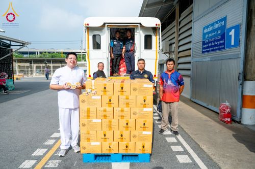 ภาพ No.159356:วัดพระธรรมกาย มูลนิธิธรรมกาย คณะศิษยานุศิษย์ฯ มอบถุงยังชีพ ข้าวสารอาหารแห้ง สมทบศูนย์รับบริจาคช่วยเหลือ ผู้ประสบภัยภาคเหนือ จังหวัดปทุมธานี มอบชุดอาหารปรุงสุกใหม่ ส่งแรงใจแก่เจ้าหน้าที่ผู้ปฏิบัติงาน และจิตอาสา วันที่ 27 กันยายน พ.ศ. 2567