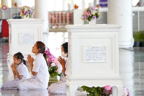 ภาพ No.151122:พิธีบูชาข้าวพระ ในวันอาทิตย์ต้นเดือน วันที่ 1 กันยายน พ.ศ. 2567 ณ สภาธรรมกายสากล วัดพระธรรมกาย