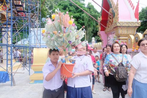 ภาพ No.163667:โครงการกฐินสามัคคีทั่วไทย 30,000 วัด บูชาธรรม 80 ปี หลวงพ่อธัมมชโย โดย คณะศิษยานุศิษย์วัดพระธรรมกาย ณ วัดลาดบัวขาว กรุงเทพมหานคร วันที่ 20 ตุลาคม พ.ศ. 2567