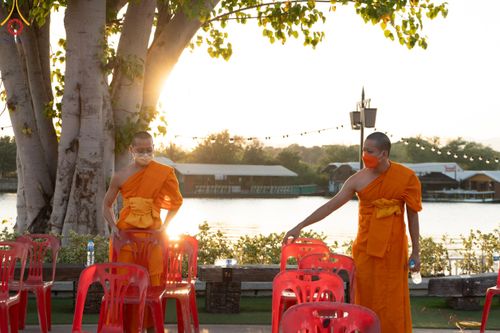 ภาพ No.185534:V.47 เบื้องหลังของเบื้องหน้า งานตักบาตรพระ 10,000 รูป ณ จ.กาญจนบุรี วันที่ 20-21 ธันวาคม พ.ศ. 2567