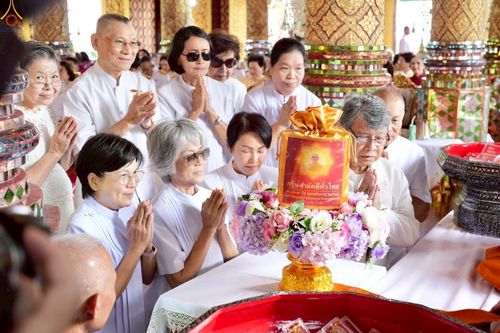 ภาพ No.258685:วันที่ 18 ตุลาคม พ.ศ. 2568 พิธีทอดกฐินสามัคคีทั่วไทย 30,000 วัด โดยคณะศิษยานุศิษย์ บูชาธรรม 81 ปี หลวงพ่อธัมมชโย ณ วัดวชิรธรรมสาธิตวรวิหาร เขตพระโขนง กรุงเทพฯ