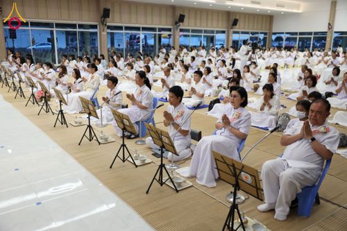 ภาพ No.128104:พิธีถวายภัตตาหารเป็นสังฆทาน แด่คณะพระธรรมยาตราฯ ในโครงการธรรมยาตราอัญเชิญพระบรมสารีริกธาตุ  ประดิษฐาน ณ มหารัตนเจดีย์สิริปทุมสวรรค์ อ.บางกล่ำ จ.สงขลา วันที่ 10 มีนาคม พ.ศ. 2567