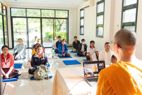 ภาพ No.103416:วันรวมพลังเด็กดี V-Star ผู้นำฟื้นฟูศีลธรรมโลก จังหวัดเชียงรายและจังหวัดพะเยา ณ ศูนย์ปฏิบัติธรรมจังหวัดเชียงราย วันที่ 2 ธันวาคม พ.ศ. 2566